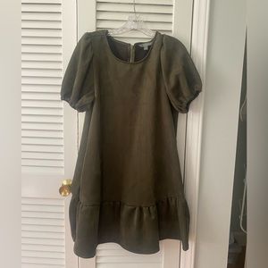 Velvet dress with ruffle hem